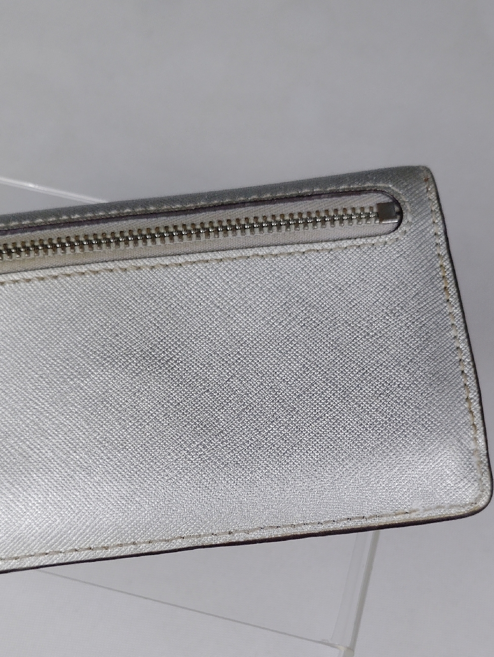 Michael Kors Metallic Silver Saffiano Leather Wallet - Picture 11 of 16